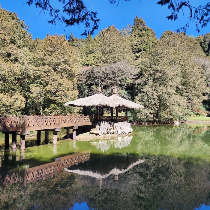 阿里山姐妹潭