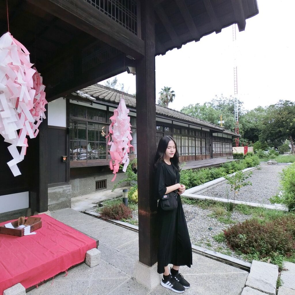 涌翠閣