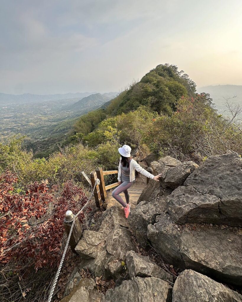 龍麟山