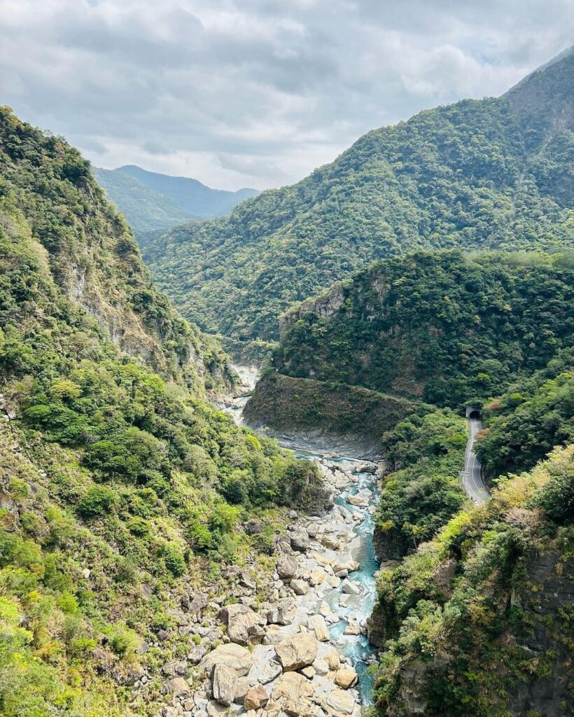 布洛灣山谷