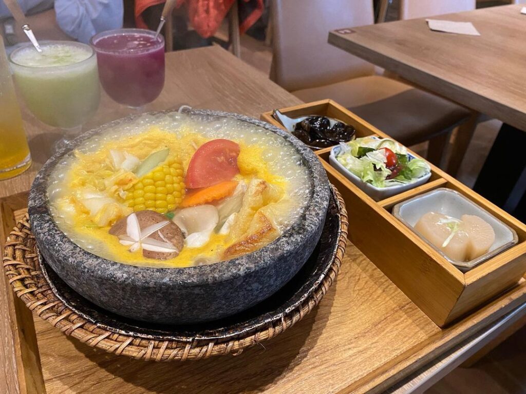 八二親食 Mama Kim