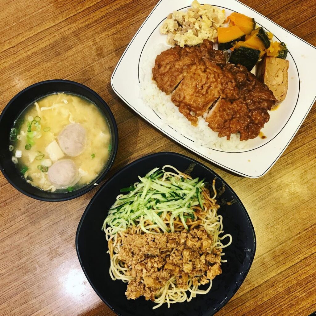 芝香雞肉飯 涼麵