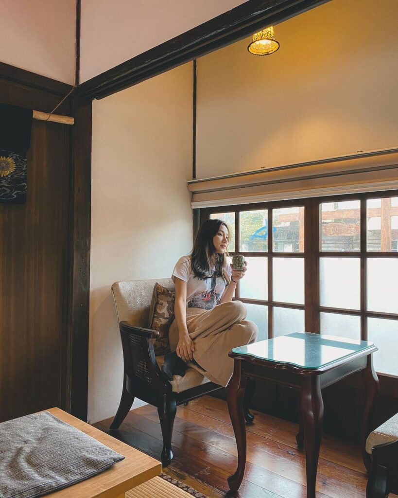 田塬藝文咖啡館