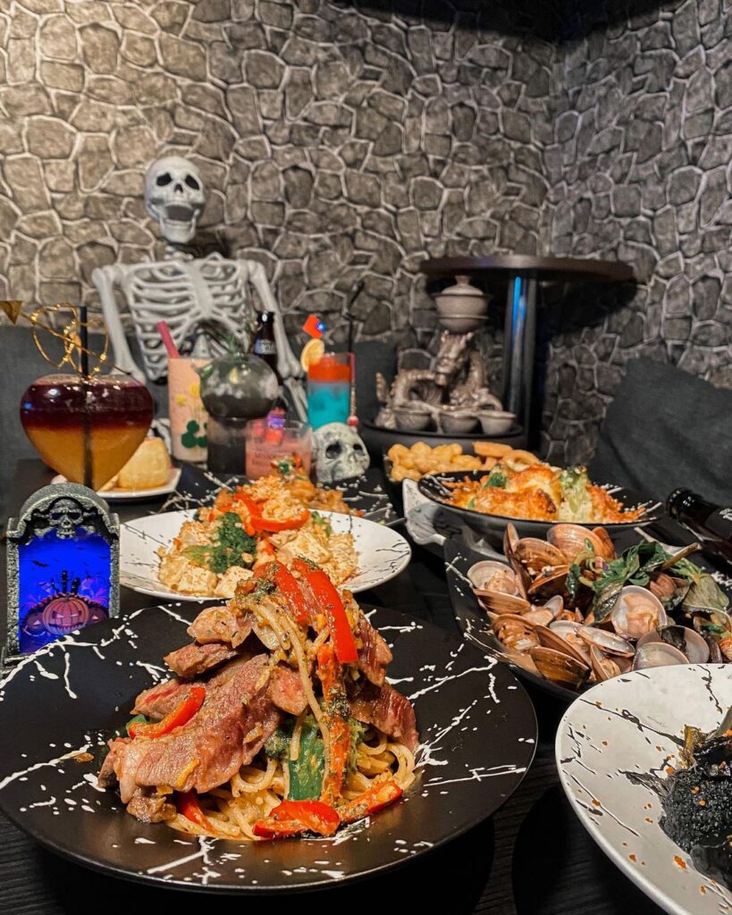 MOVE Restaurant 𝄞 Bar