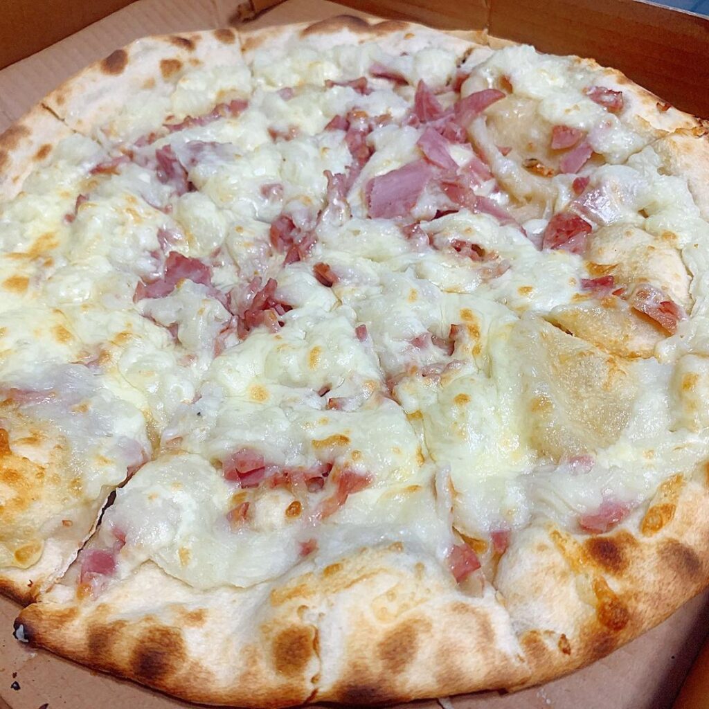 HAN'S PIZZA