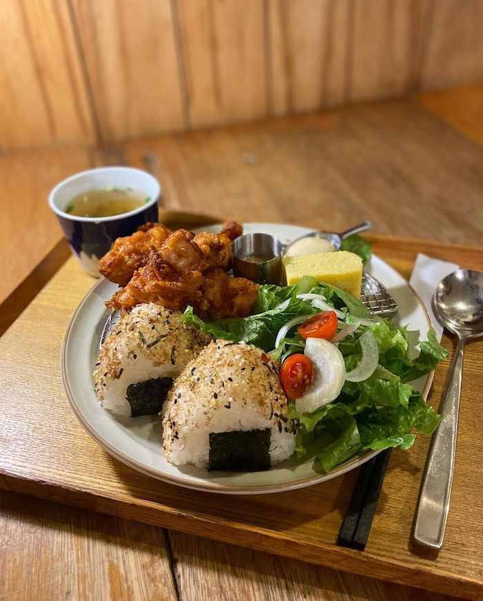 A day 日日村咖啡食堂