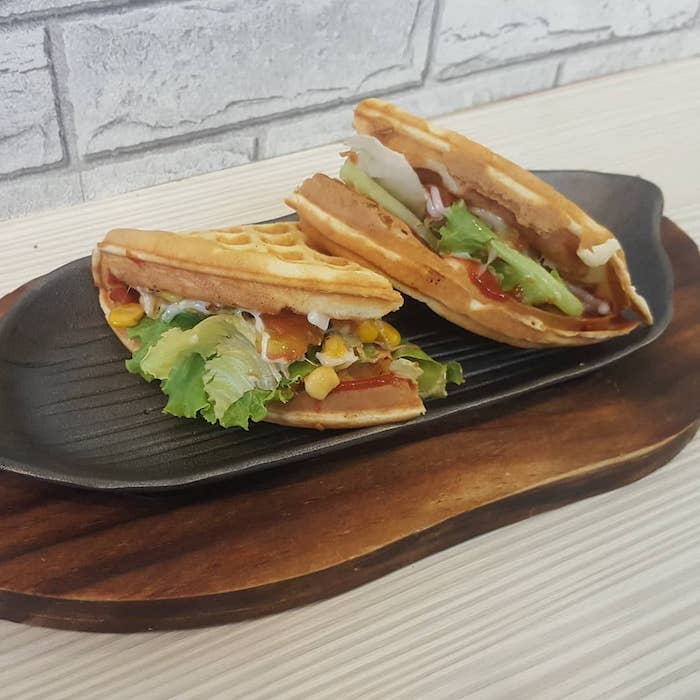 半畝屋 Waffle Cabin