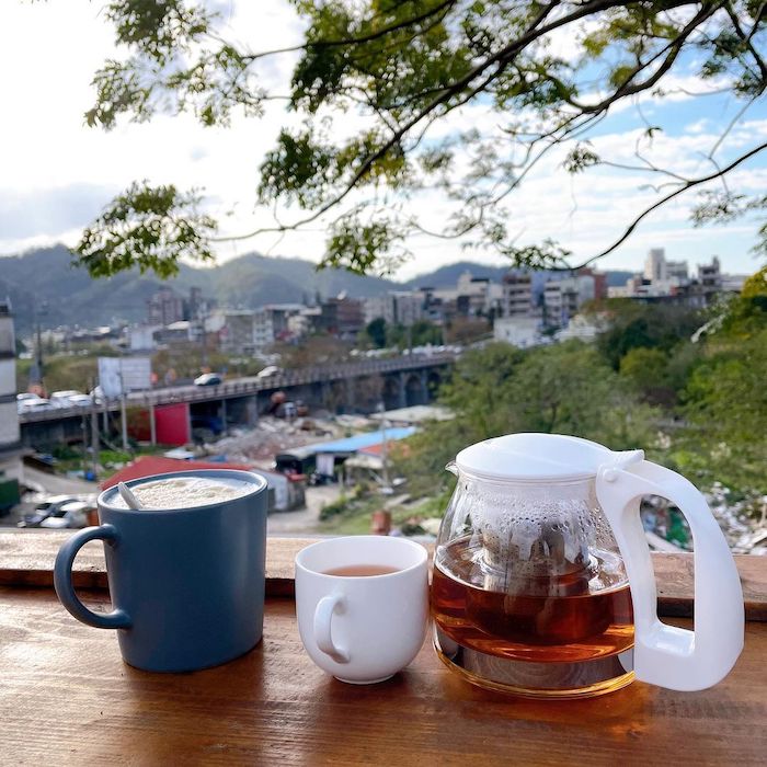 賴在家_景觀咖啡茶陶坊
