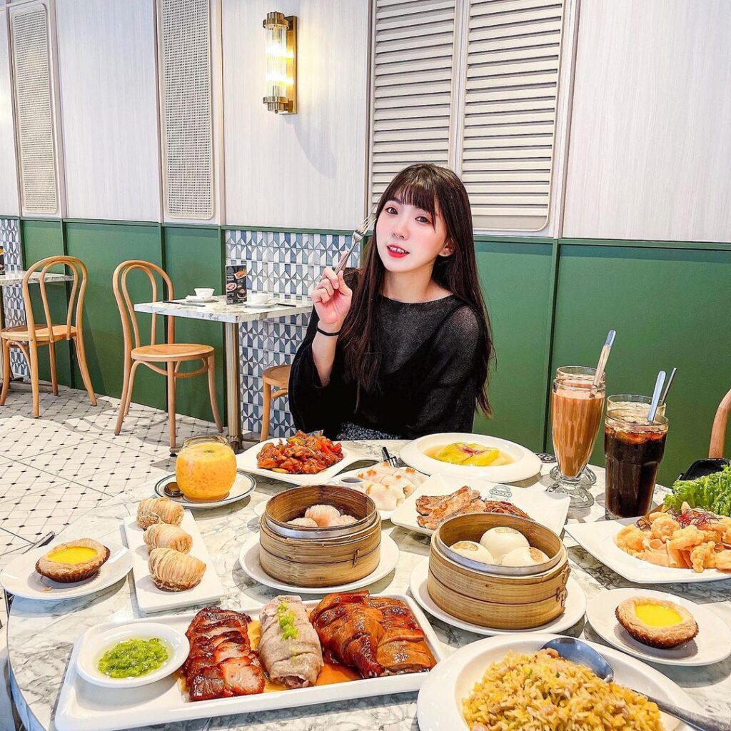 荷李活茶街 HOLLYWOOD STREET