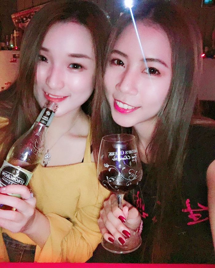 放輕鬆美式音樂酒吧