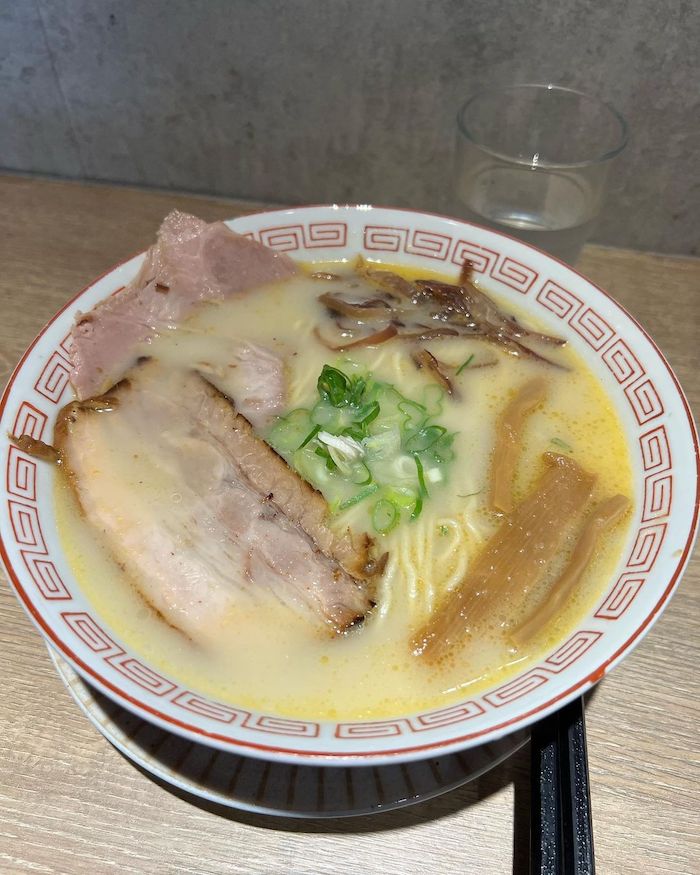 汁液型男拉麵