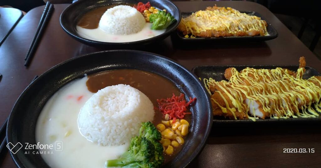 雙醬咖哩 (宜蘭店)