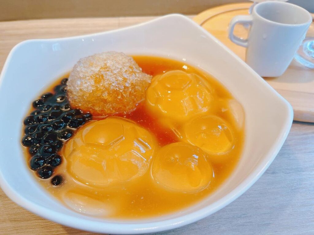 小本愛玉
