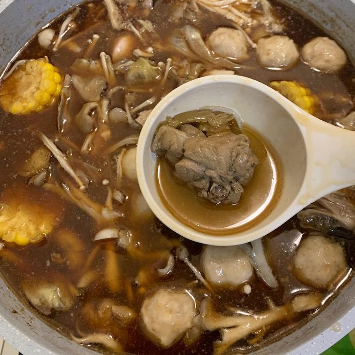 炮哥薑母鴨