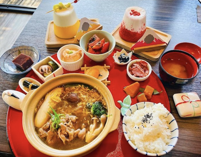鳥居喫茶食堂