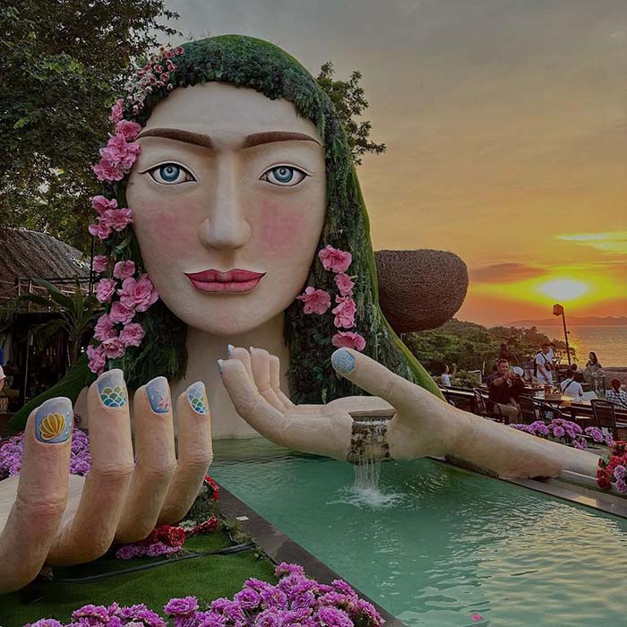 ทรีเมอร์เมดส์พัทยา: 3 Mermaids Pattaya