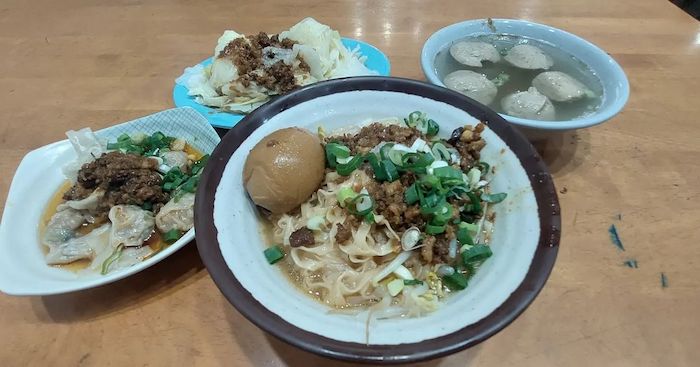 國小對麵