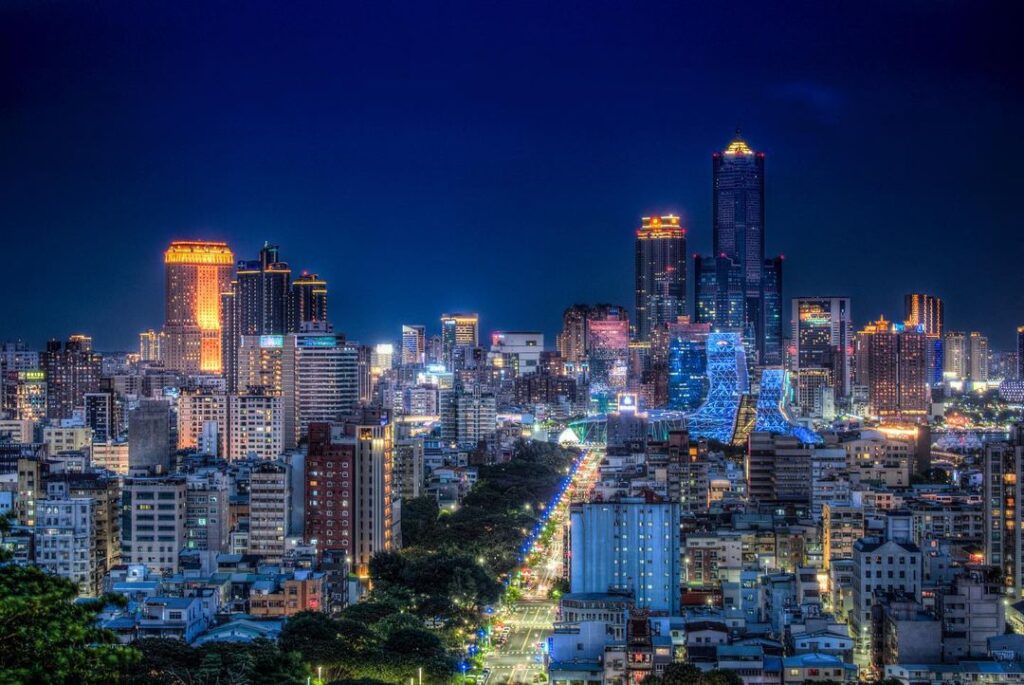 高雄夜景推薦壽山情人觀景台 高雄忠烈祠