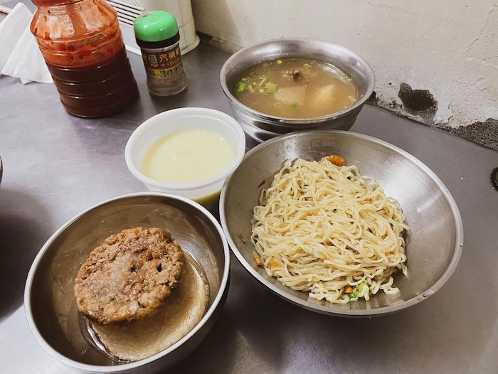 新港臭酸麵