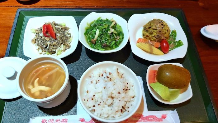 鹿鶴園素食茶藝館