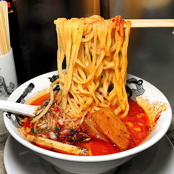 辣麻味噌拉麵 鬼金棒