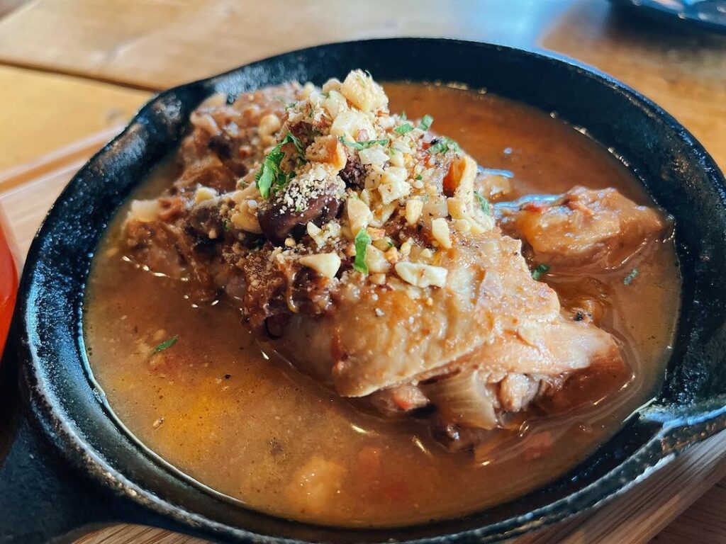 CHDC CHΛP Deco & Cuisine 恰普慢燉料理小餐館