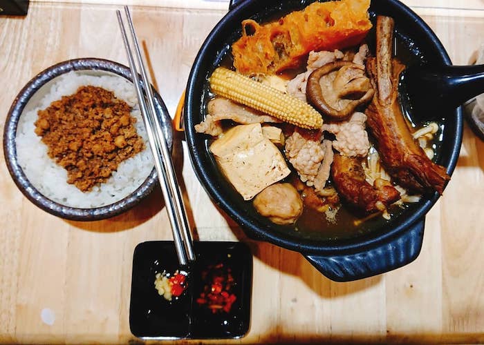 拿督肉骨茶