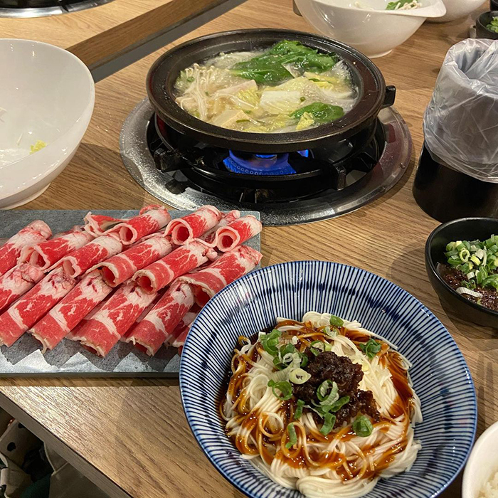 石研室 爆炒石頭火鍋