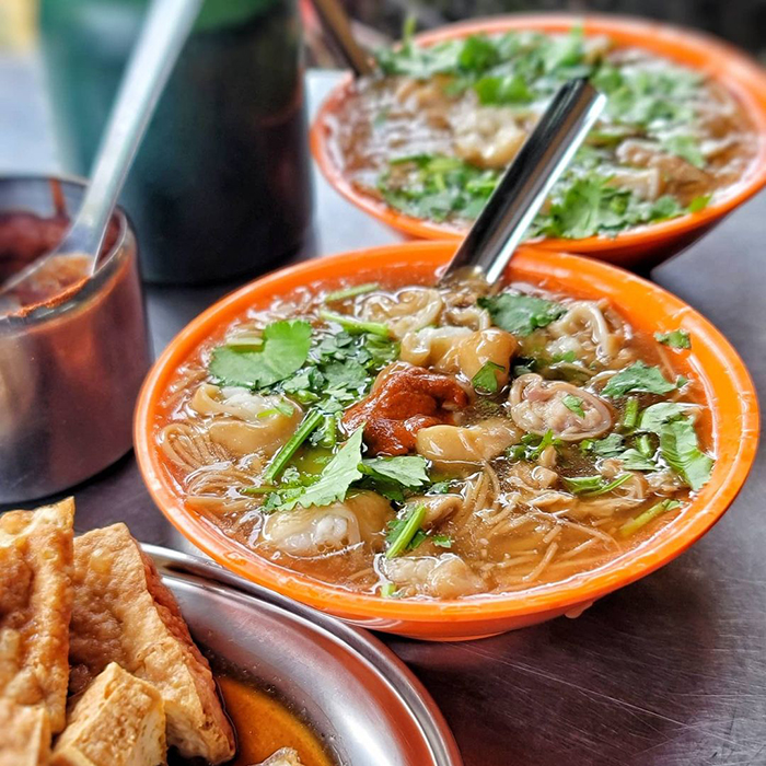 龍濱老店大腸麵線