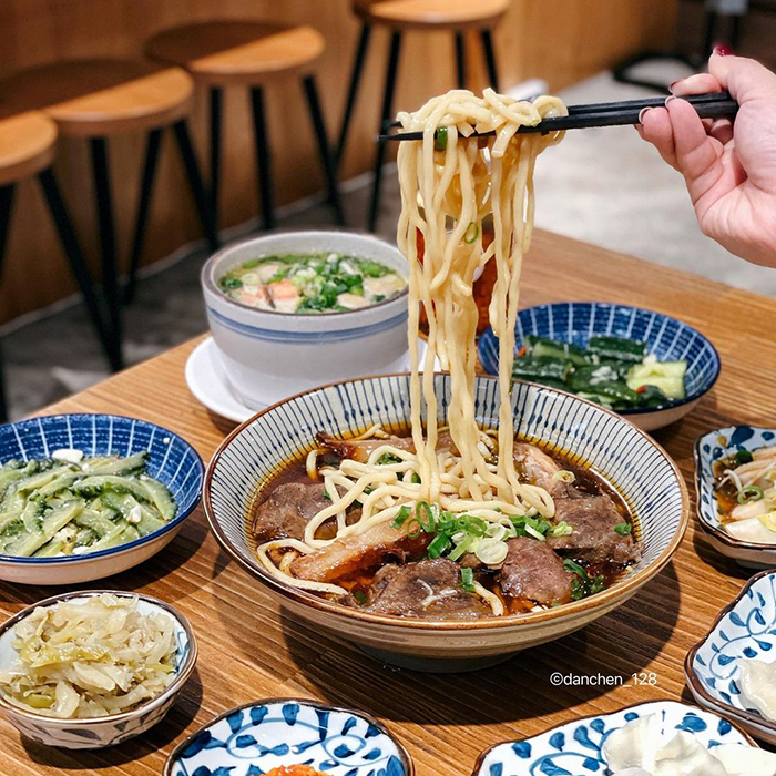 東館牛肉麵