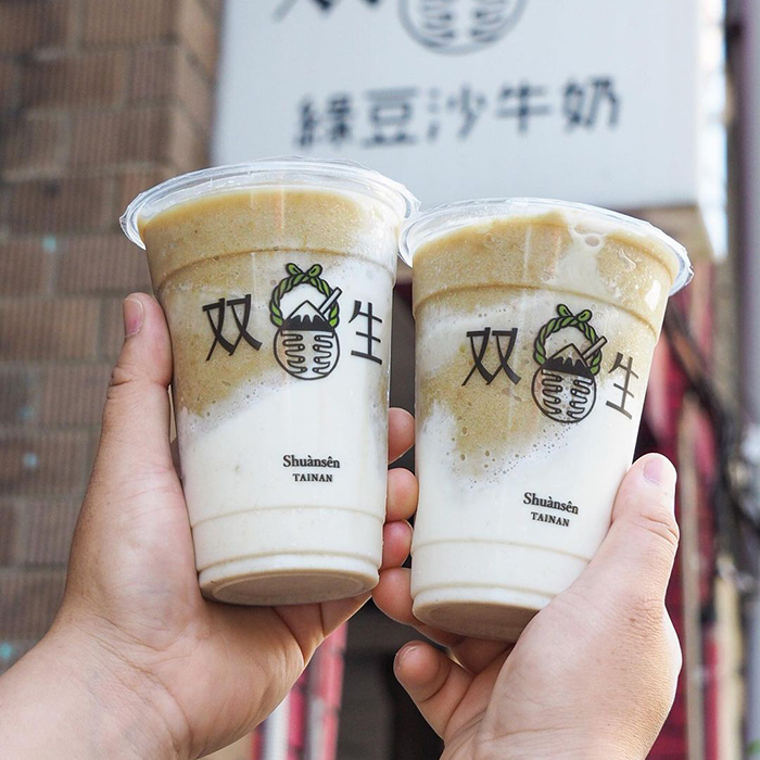 双生綠豆沙牛奶 Shuànsên beverages