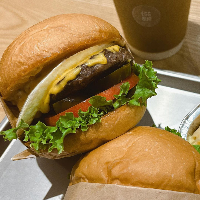 EGG BUN Breakfast Sandwich & Espresso