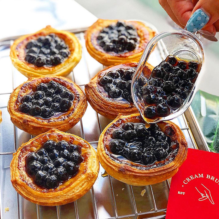 YvonneDessertShop