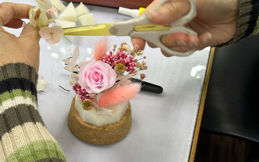 Lumiere Candle 做蠟燭的小女孩