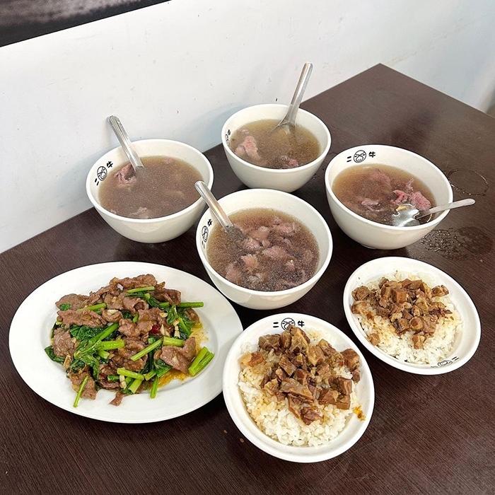 二牛牛肉湯