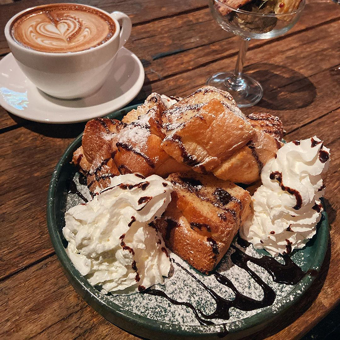 COSTUMICE CAFÉ