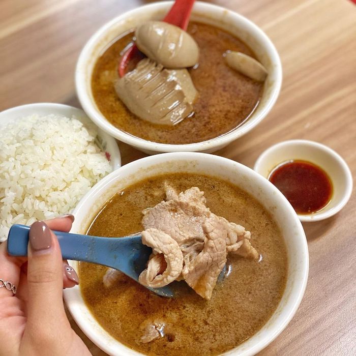 施家麻油腰花