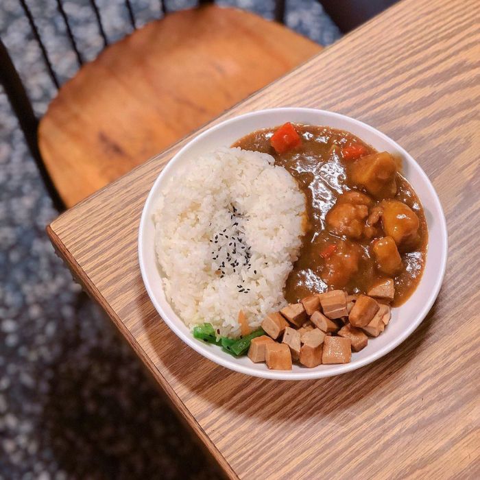 老騎士咖哩飯