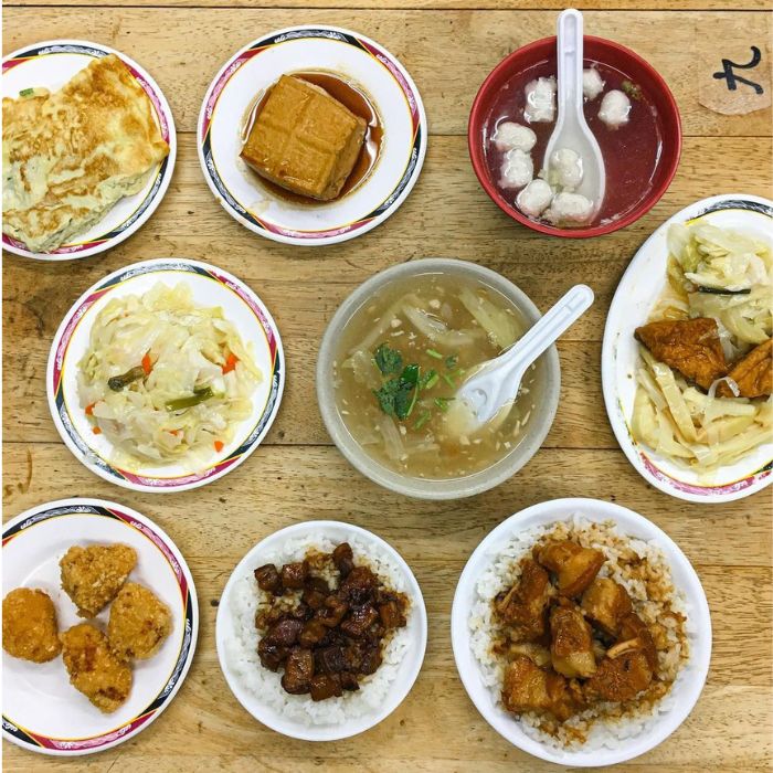 滷三塊台南五花肉飯