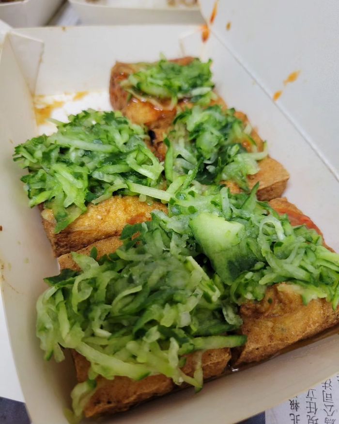 大肚 炸鴨頭
