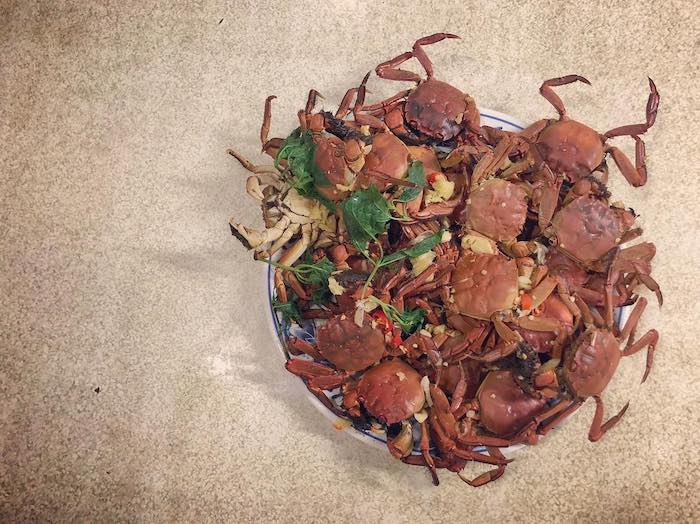  黑人忠毛蟹