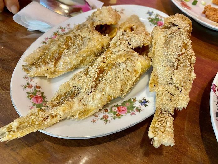 枋寮食三香飯庄