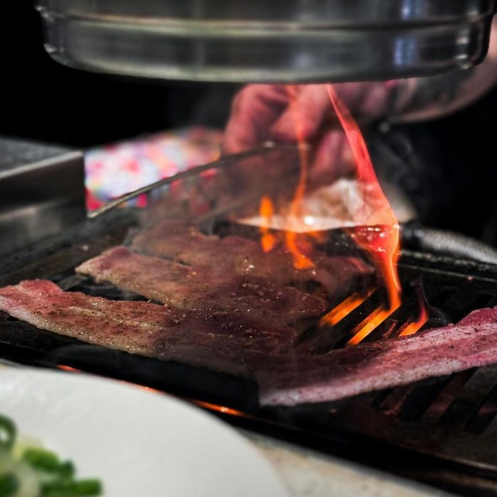 UNCLE SHAWN 燒肉餐酒館