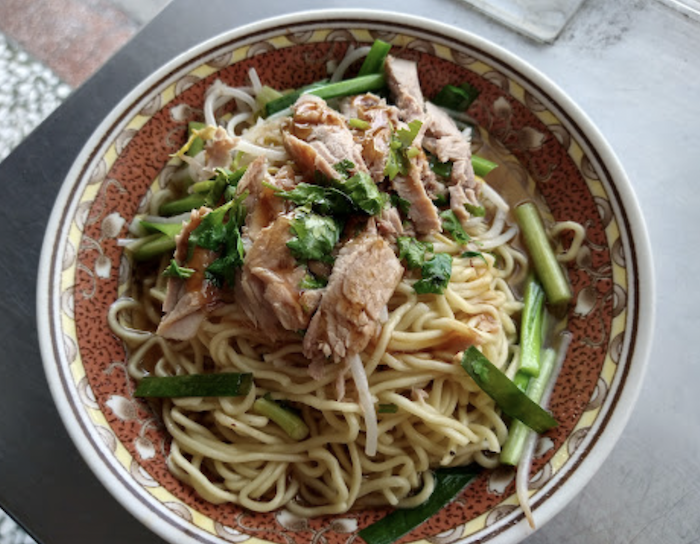 輝仔麵店