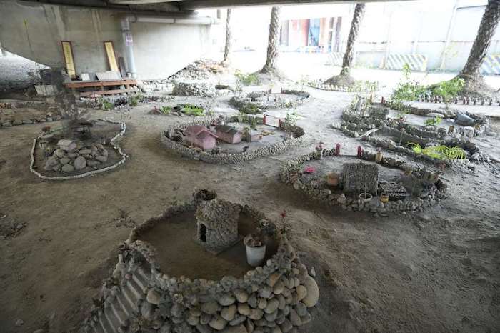 大里溪橋下小人國