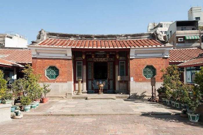 西華堂