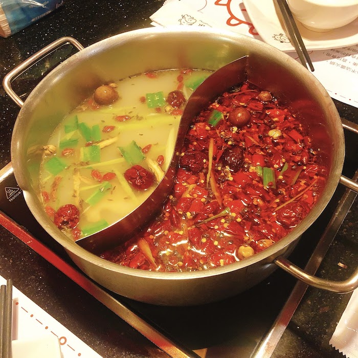 小蒙牛頂級麻辣養生鍋