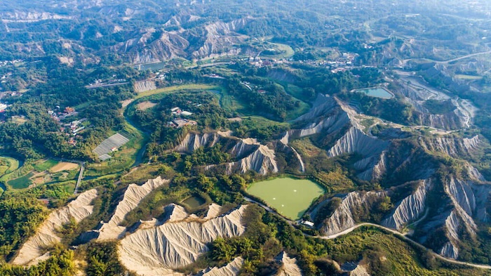 田寮月世界